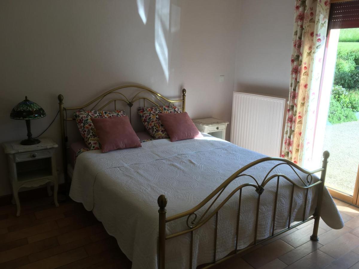 Bed and Breakfast Chez Bernadette Et Victor Витрак Экстерьер фото